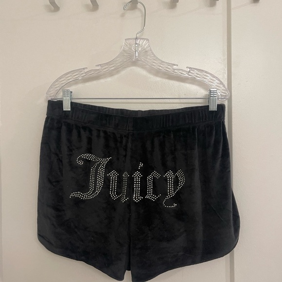 Juicy Couture Pants - Juicy Couture XL Beaded Juicy Black Velour Athletic Lounge Shorts